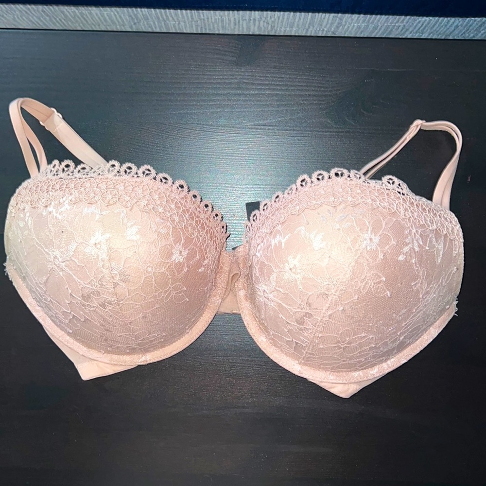 Victoria Secret Bra - 34DDD